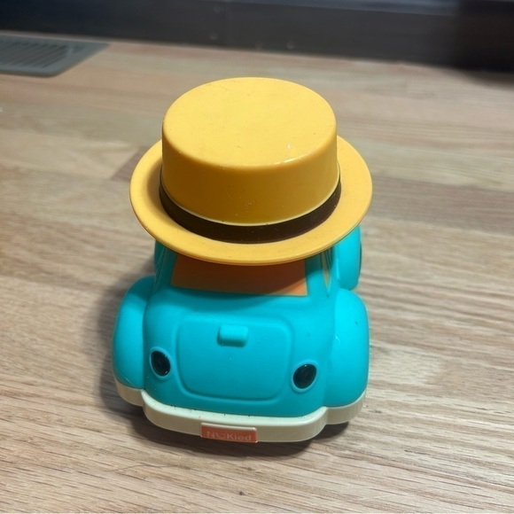 Nukied Bump and Go Battery Operated Talking Music Car Kids Toy - Picture 3 of 5